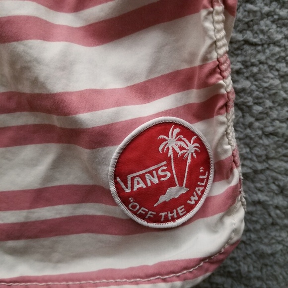 Vans 34 Off The Wall Striped White Board Shorts Swimwear 34.5" 8.25" 12.25" - Picture 4 of 9